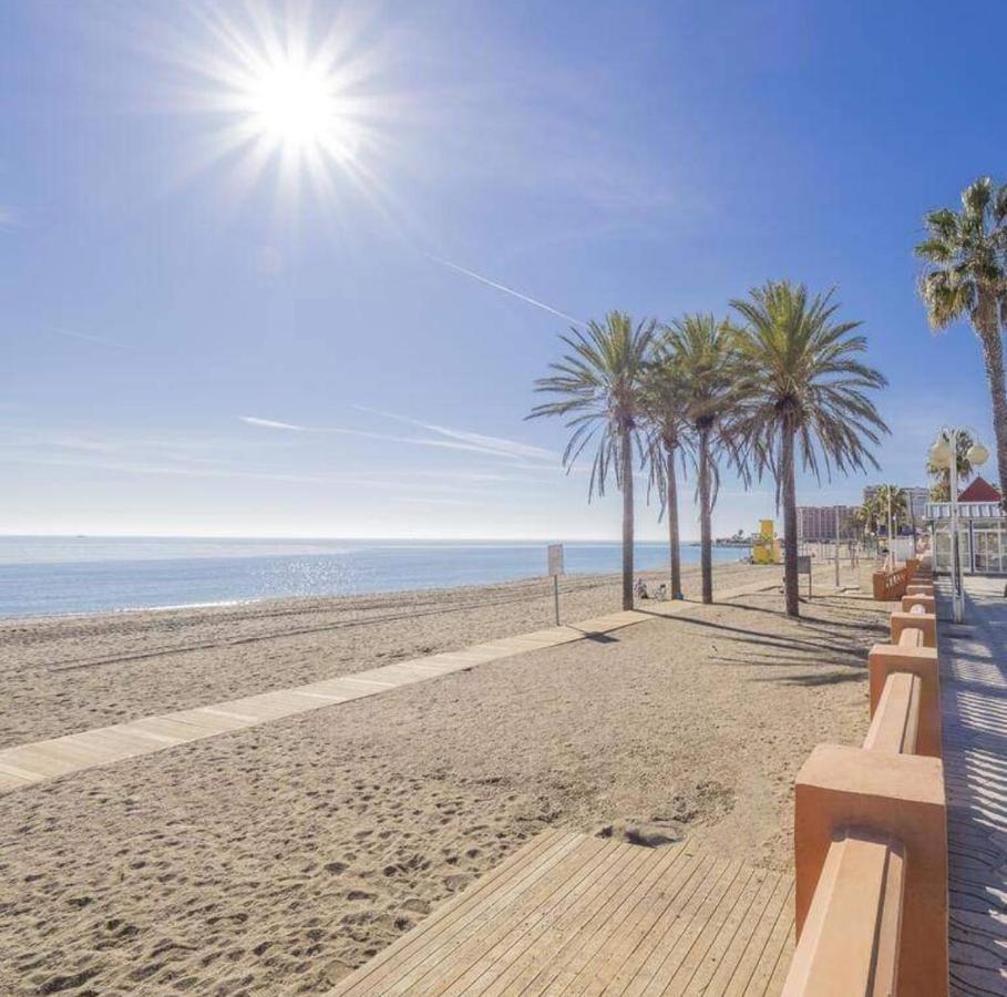 El Estudio De La Playa Benalbeach Vistas Al Mar Appartement Benalmádena Buitenkant foto