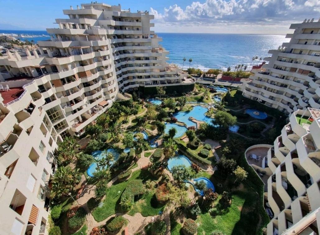 El Estudio De La Playa Benalbeach Vistas Al Mar Appartement Benalmádena Buitenkant foto