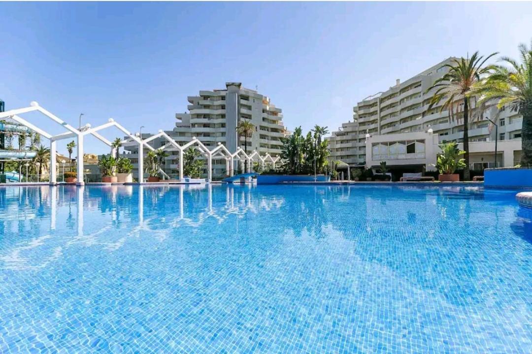 El Estudio De La Playa Benalbeach Vistas Al Mar Appartement Benalmádena Buitenkant foto